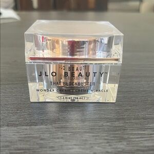 JLo Beauty Wonder Cream
